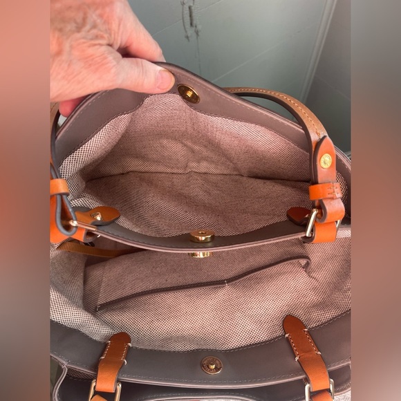 Dooney & Bourke large Flynn tote color elephant buttery smooth leather Clean - Picture 11 of 16